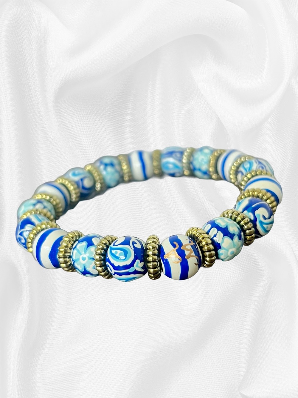 EUC Angela Moore Vintage Blue Coastal Hand-Painted Stretch Bracelet - Picture 6 of 12